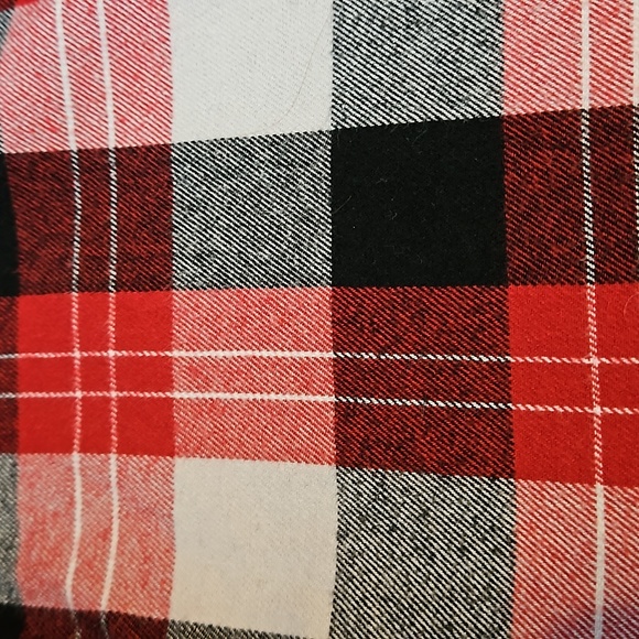 Eddie Bauer Men's Flannel Button Down Shirt Size M Relaxed Fit Plaid Red… - Picture 10 of 12